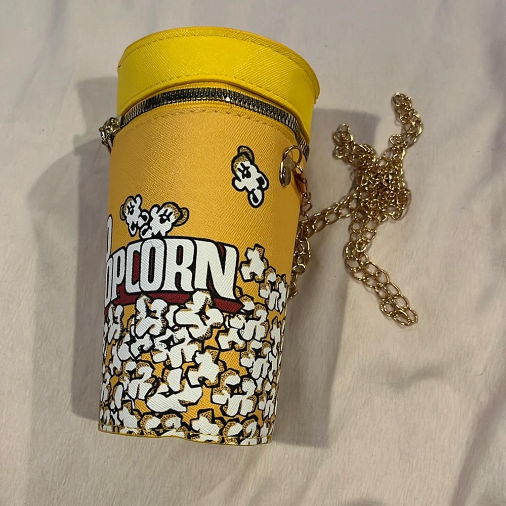Popcorn purse